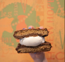 Load image into Gallery viewer, Chocolate Peanut Butter